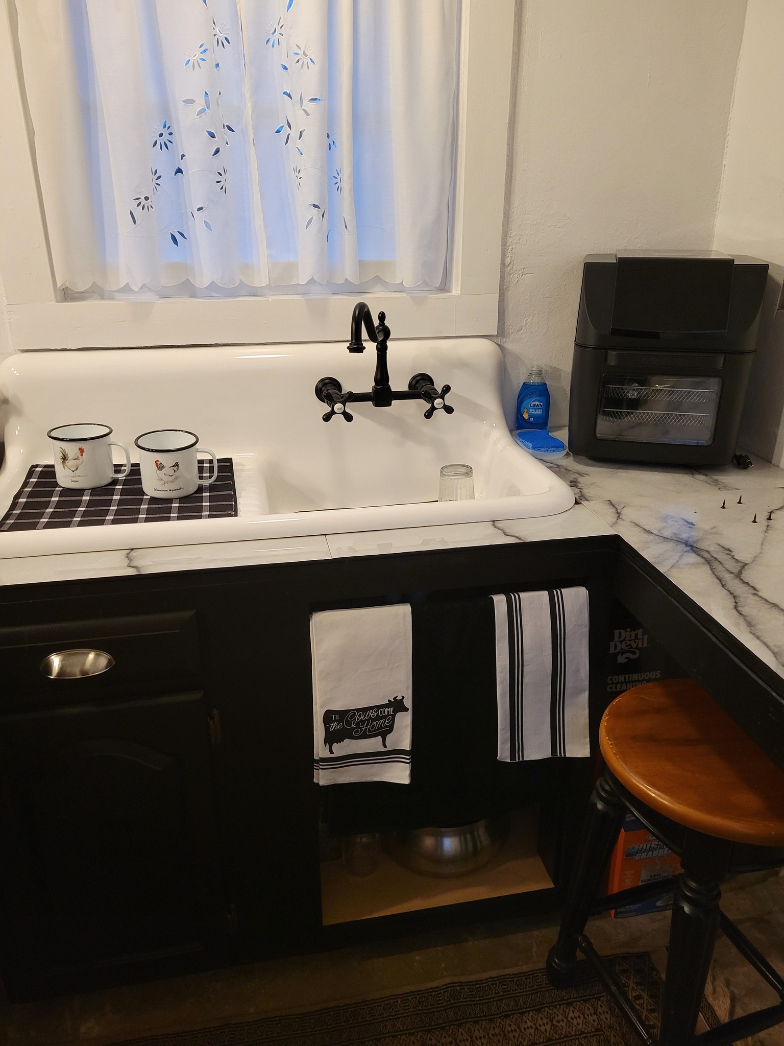 Milk House Sink2.jpg