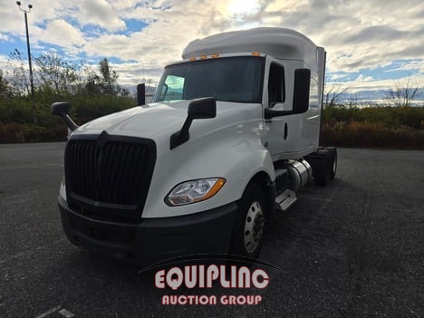 2019 INTERNATIONAL LT625 TANDEM AXLE SLEEPER (A59905)