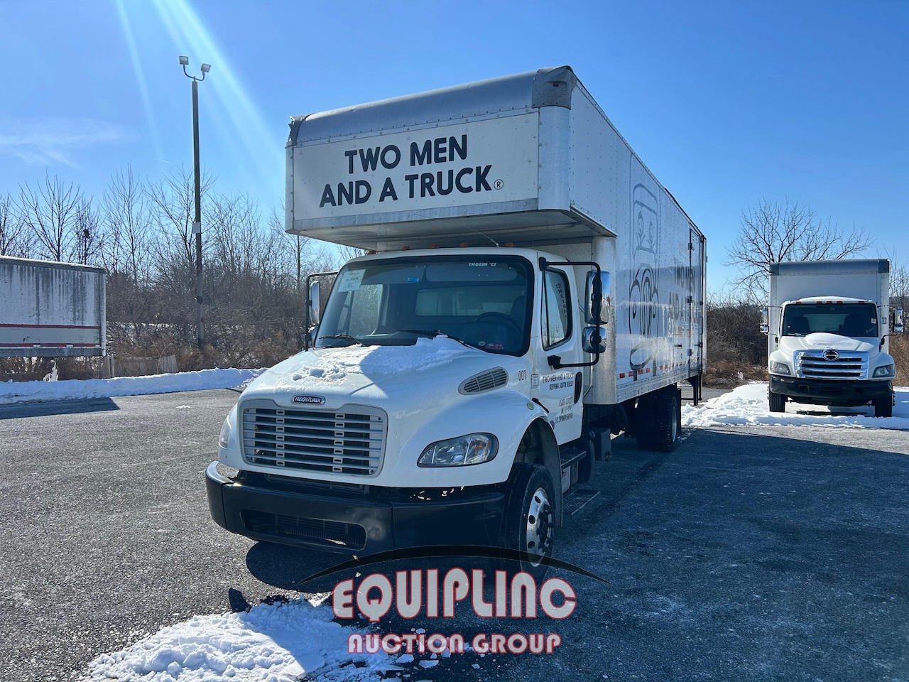 2019 FREIGHTLINER M2 106 4X2 S/A 26FT  BOX TRUCK (A59912)