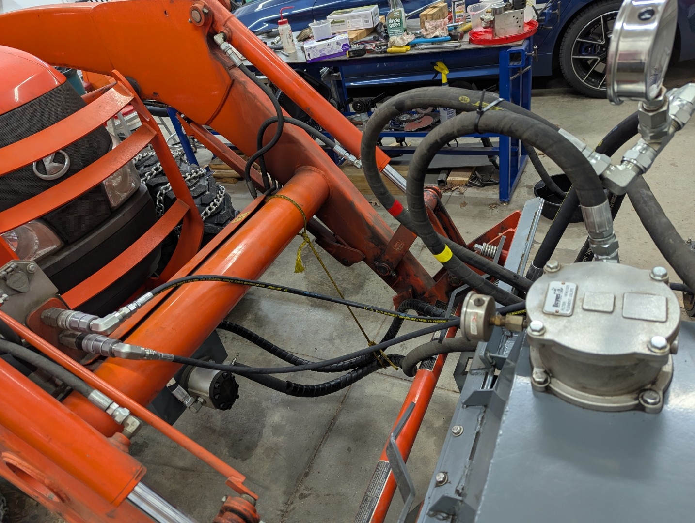 New hose routing and 3rd function angle (3) (Large).jpg