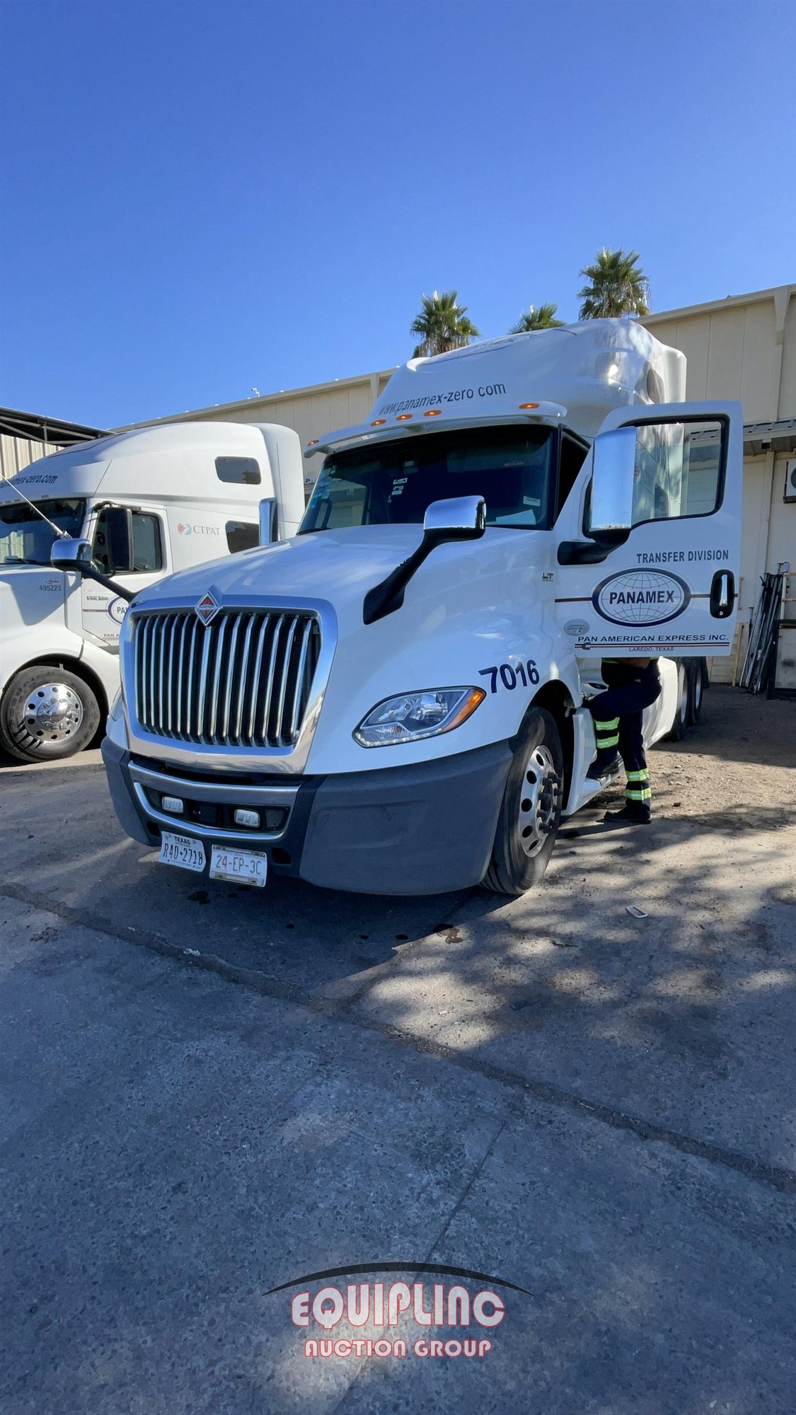 2020 INTERNATIONAL LT625 SLEEPER TRUCK (A59905)