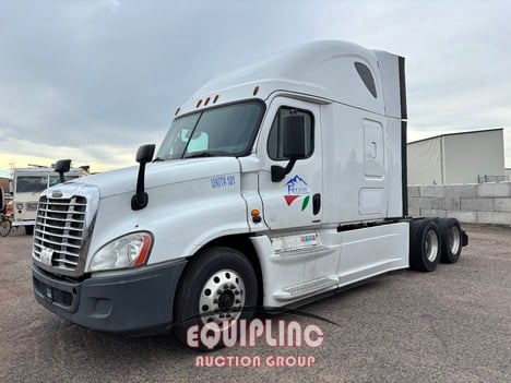 2016 FREIGHTLINER CASCADIA TANDEM AXLE SLEEPER (A45678)