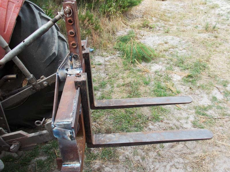 repaired pallet fork frame.jpg