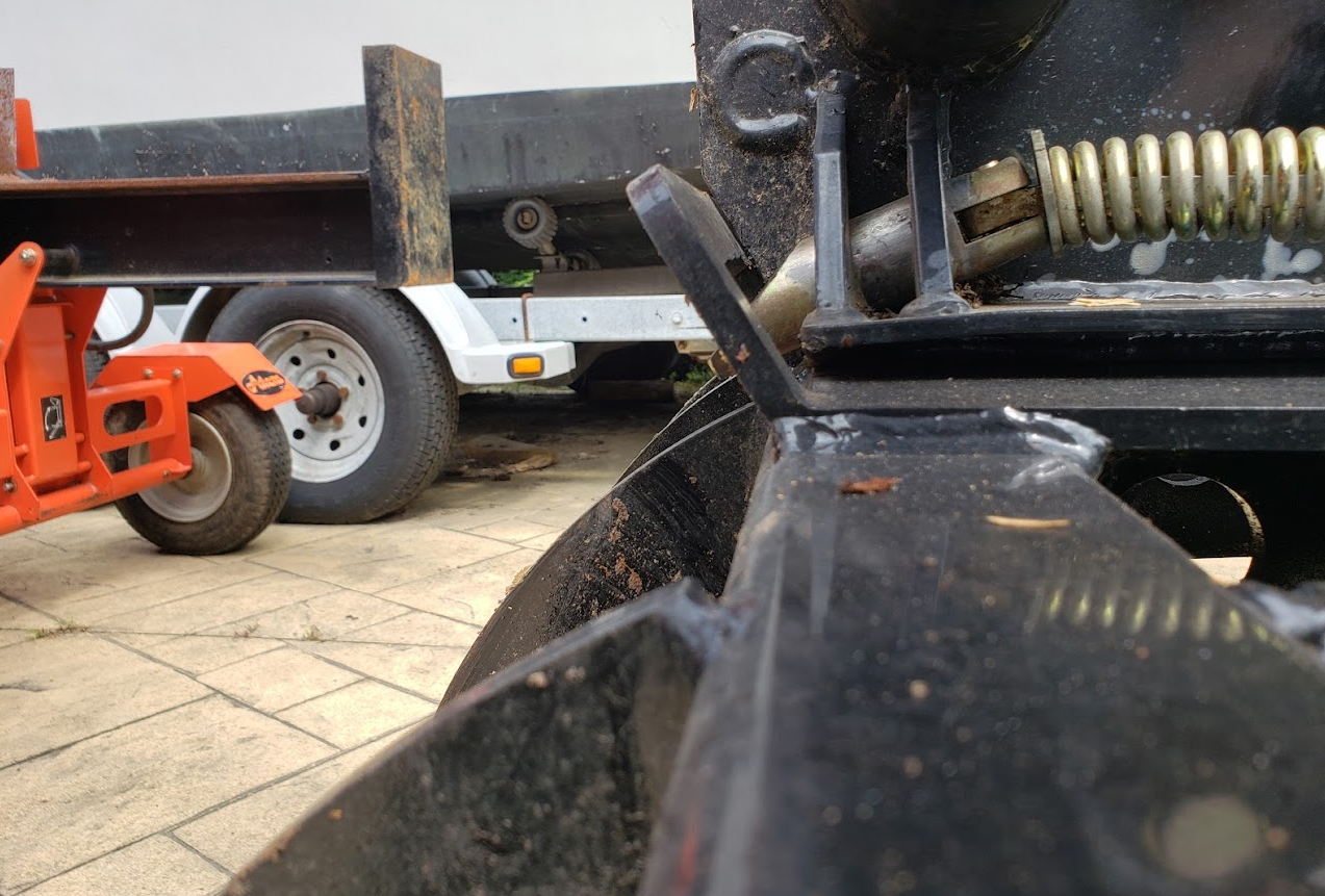 Screenshot from 2021-10-18 18-07-40.png