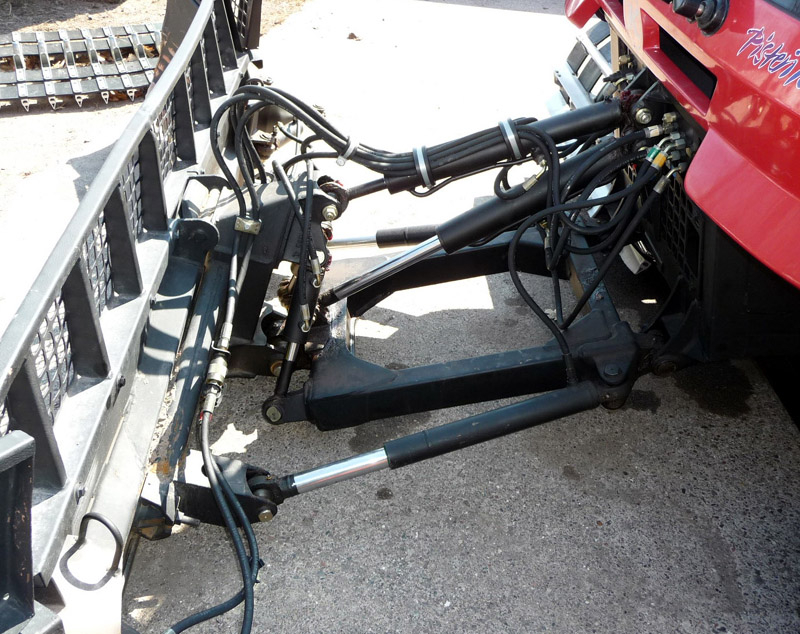 snow blade attachment I (DL).jpg