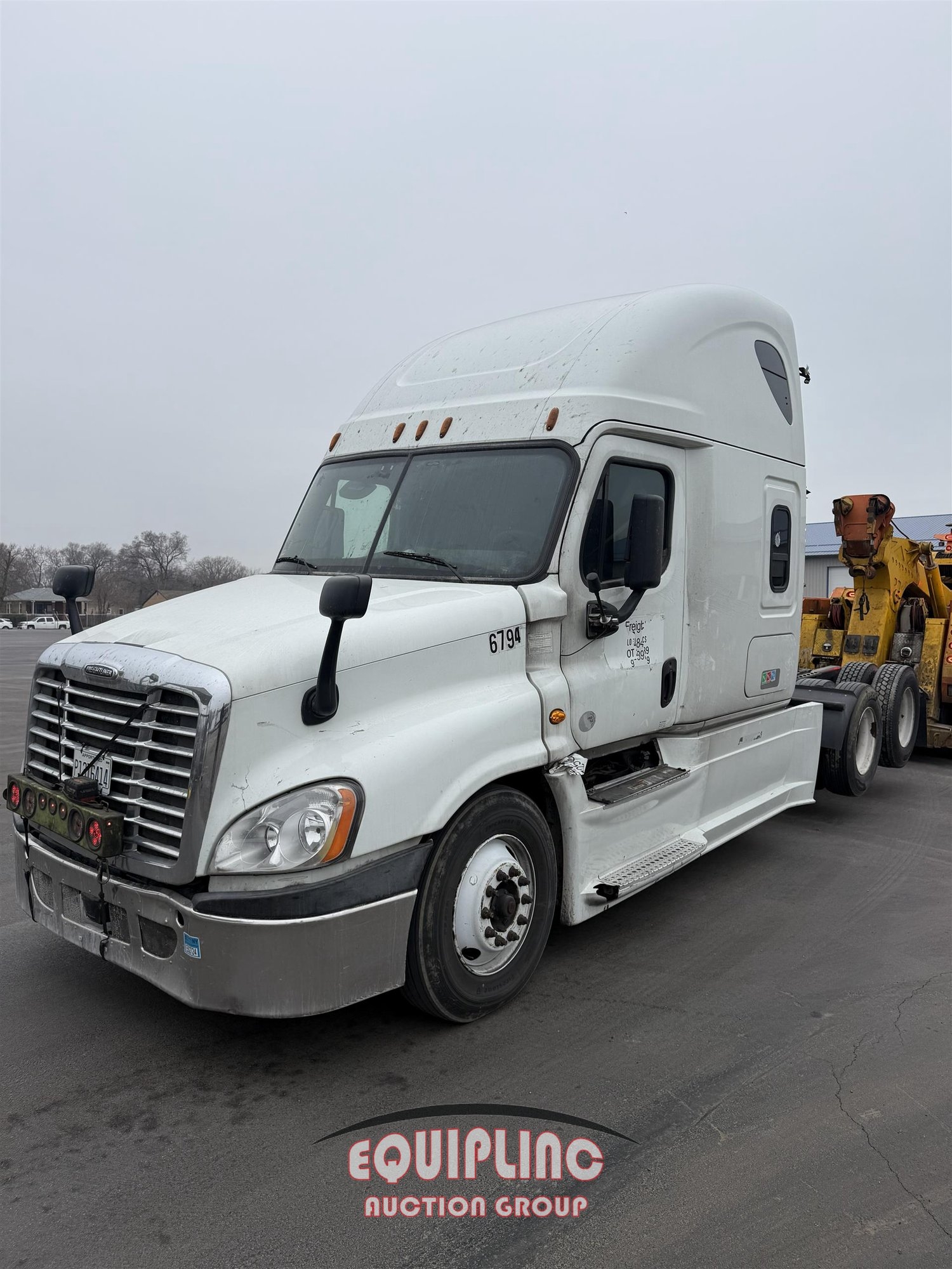 2018 FREIGHTLINER CASCADIA 125 6X4 T/S SLEEPER TRUCK TRACTOR (A69167)