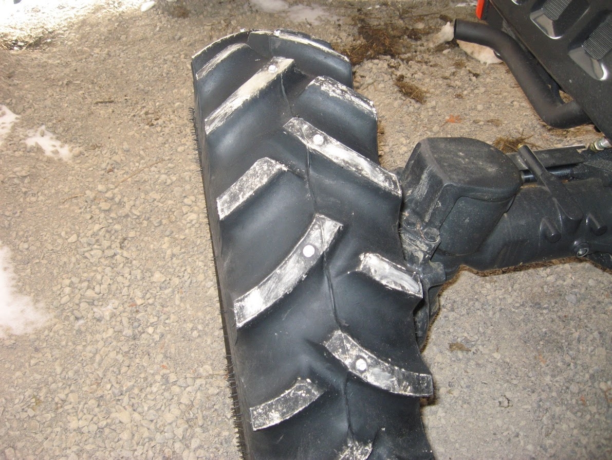 tire screws3.jpg