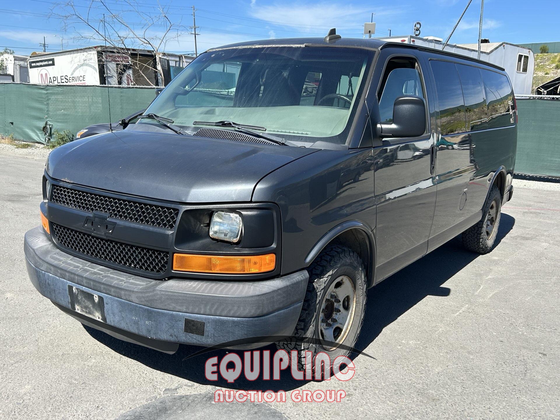 2016 CHEVROLET EXPRESS PASSENGER VAN (A59912)