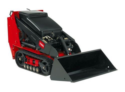Toro-TX525-Narrow-Track-Compact-Utility-Loader-22323_001.jpg