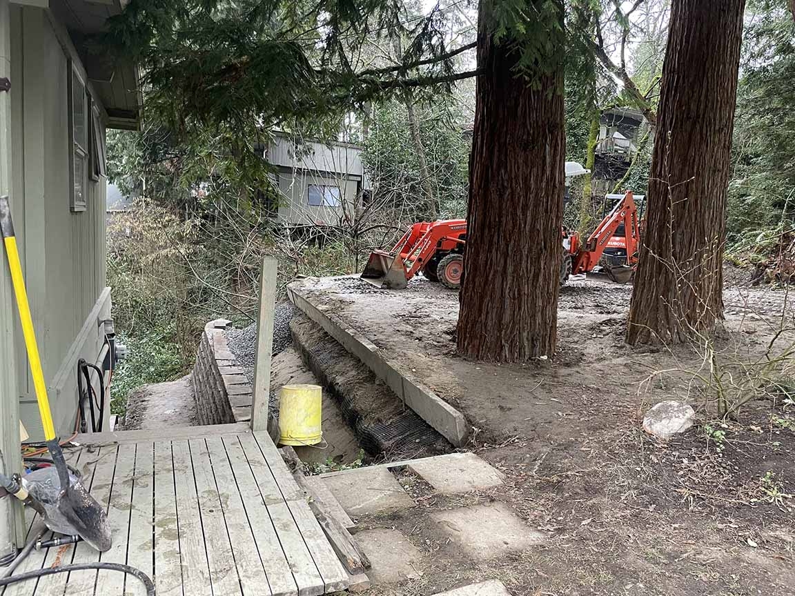 upper wall done but no caps.jpg
