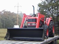 42-210011-TractorTrailerFrontview.jpg