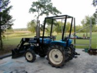 5-212560-tractorwbar.jpg