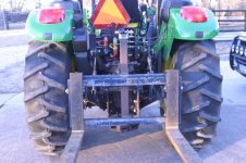 2004 - 3pt Pallet Forks 09_resize.JPG
