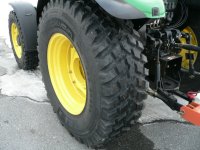 Smaller Rear tire shot.JPG