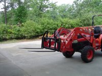 New Set of Pallet Forks 5-23-2008 001.jpg