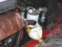 330332-PA201141hydraulicfilterdrip.jpg