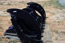 Grapple 003 (Small).jpg