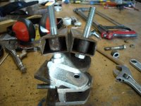 l2500-lift-arms (2).JPG