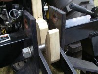 HF Quick Hitch Build vs Pats 003 (Medium).JPG