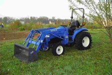 13-141642-tractor30.jpg