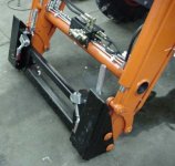 341696-Bobcat%20universal%20hitch.jpg