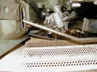 49-147070-fuel_leak_sm,.jpg