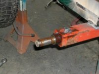 250872-Stub Axle.JPG