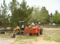 Tractor 003.jpg