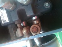 loader valve.jpg