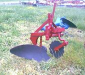 pittsburg1bottomplowguagewheelfront450.JPG