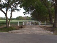 8-153931-GatePnt4.jpg