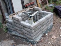well_house_1.jpg