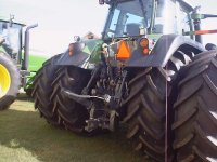 312899-Fendt rear.JPG