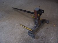 3-point bale spear part 5 011.JPG