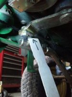 Close up of ball joint JD GX255 pic #5.jpg