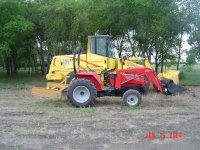 449027-tractorloader.JPG