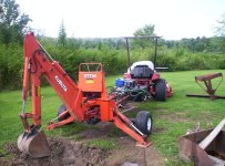towable back hoe 003.JPG