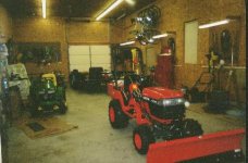 689282-BX2200 RIGHT FRONT VIEW.JPG
