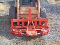 caseskidsteermount.jpg.w300h225.jpg