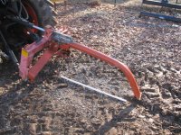 3pt lowered, top link extended part way, touched gound.jpg