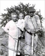 361835-momgrandparents2.jpg