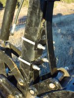 584818-Thumb Mount 1.JPG