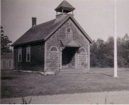 Red1_09_Schoolhouse_101131.JPG