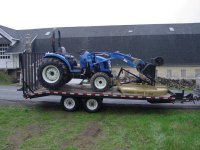 415306-Tractordelivery.jpg