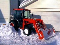 553218-kubotainsnow.jpg