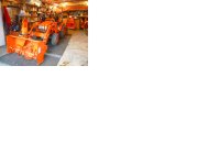kioti dans garage.jpg