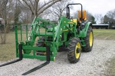 593668-2005 - FEL Pallet Forks 04r.JPG