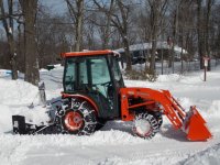 Kubota B3030 4wheels chained.JPG