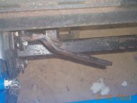 378642-Uni_Hitch_Lever_Bent_Out.jpg