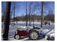 379172-tractor.jpg